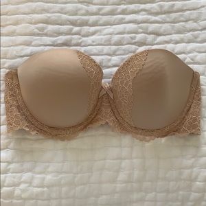 Victoria’s Secret 32C Nude Strapless Bra